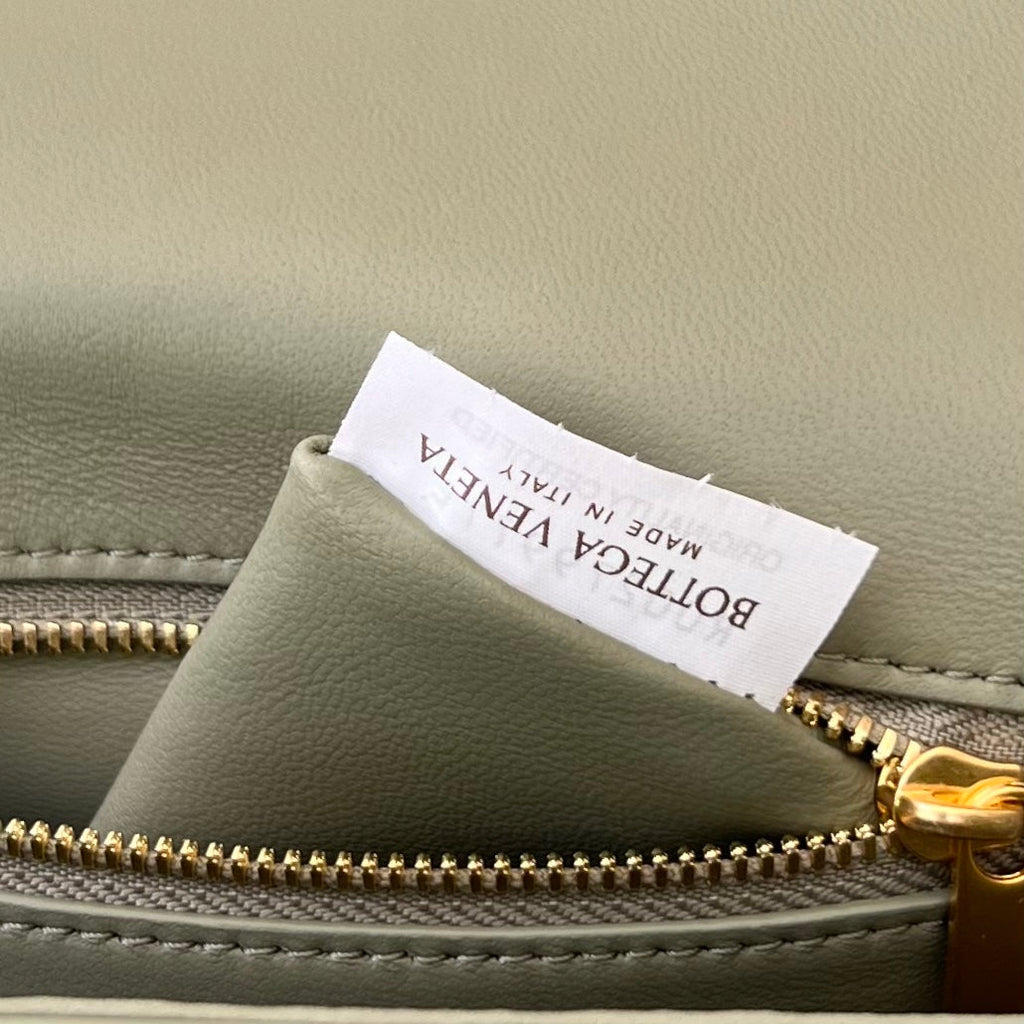 Bottega Veneta Andiamo 21 in Gray Olive Lambskin Bag