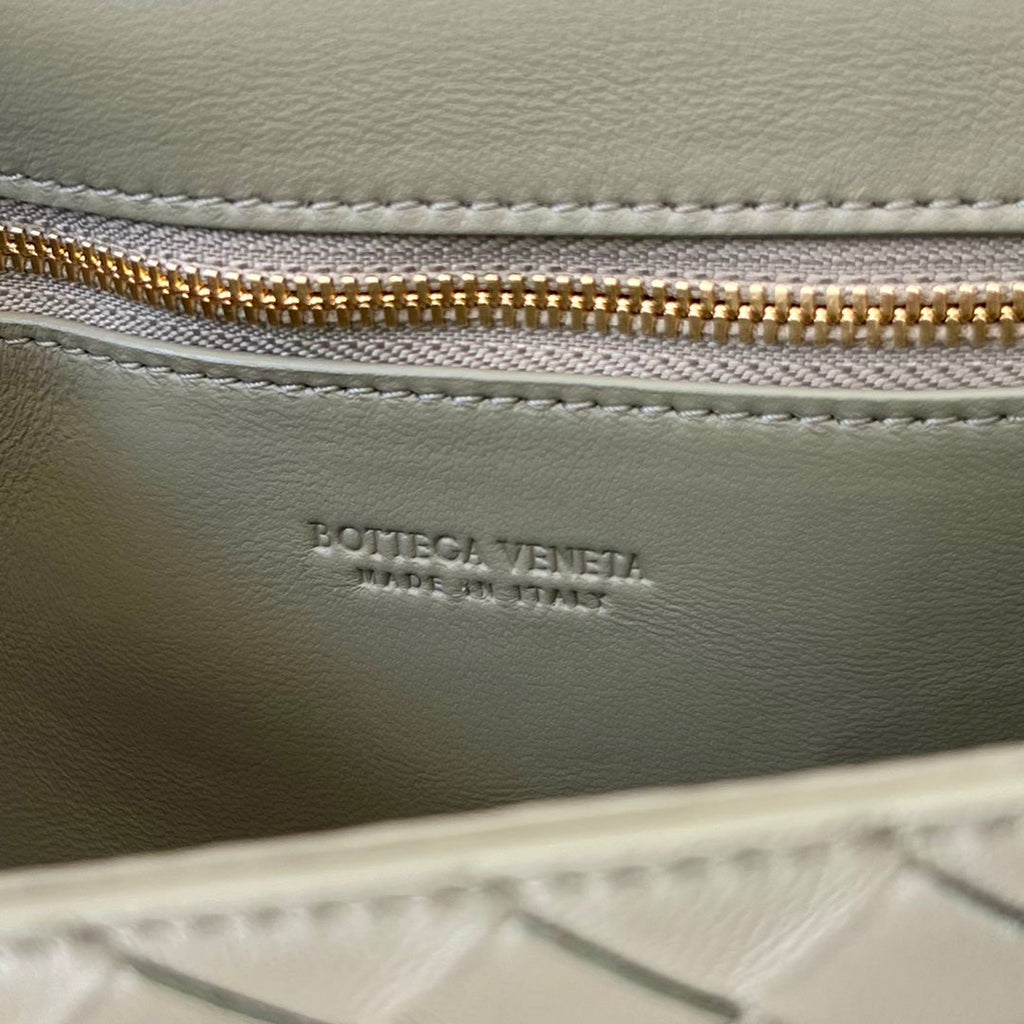 Bottega Veneta Andiamo 21 in Gray Olive Lambskin Bag