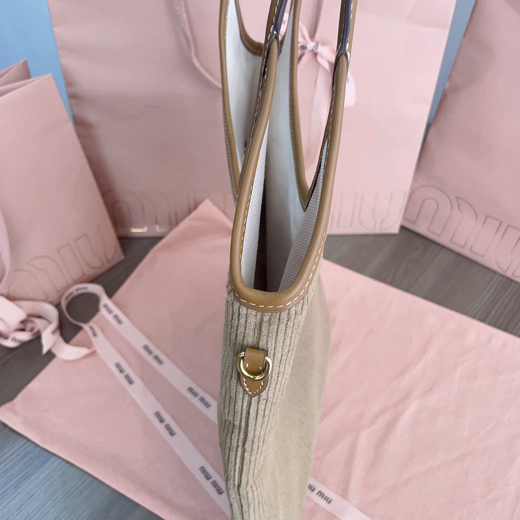 Ivy Tote Bag 40 in Light Brown Corduroy