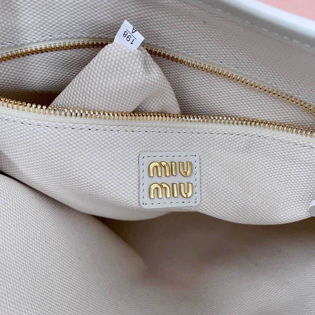 Ivy Tote Bag 40 in White Corduroy