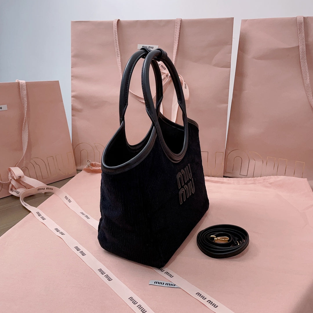 Ivy Handbag 22 in Black Canvas