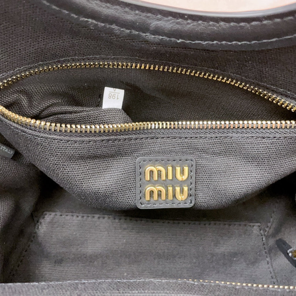 Ivy Handbag 22 in Black Canvas