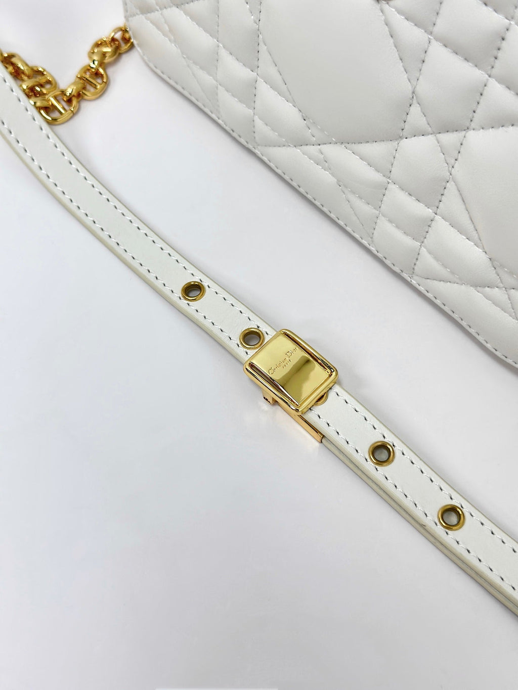 Dior Caro Box 19 in White Calfskin Bag