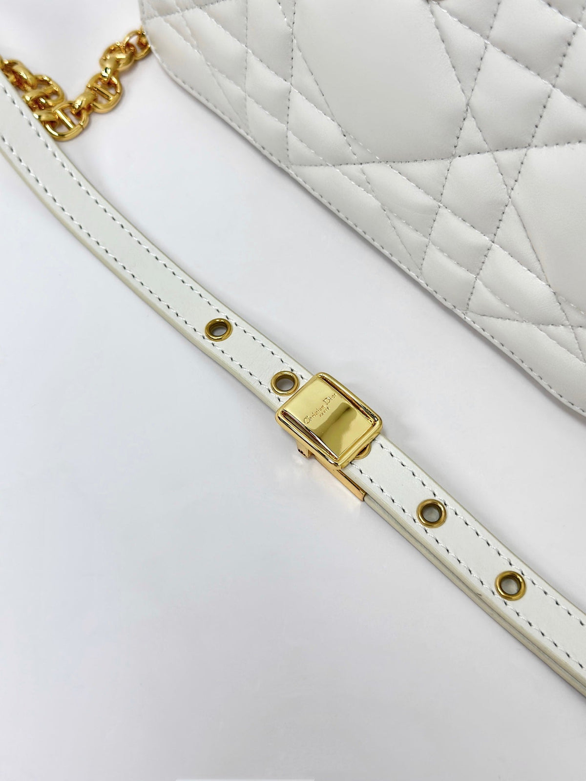 Dior Caro Box 19 in White Calfskin Bag