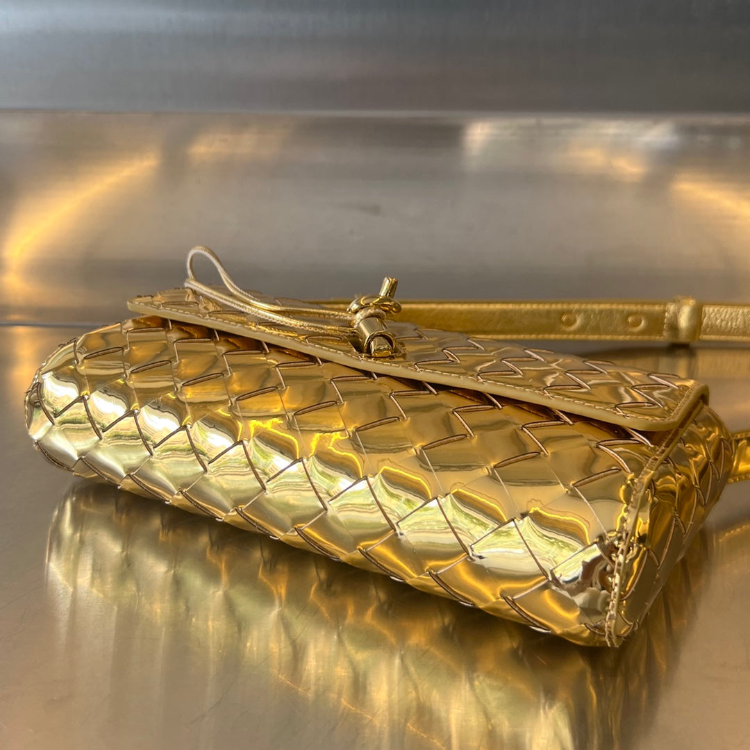 Bottega Veneta Andiamo 21 in Golden Lambskin Bag