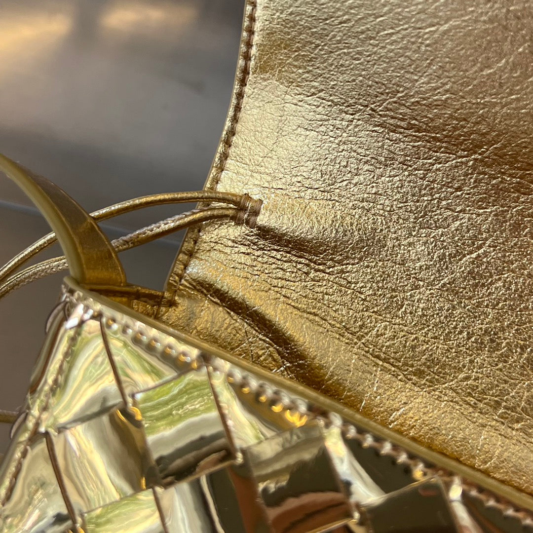 Bottega Veneta Andiamo 21 in Golden Lambskin Bag