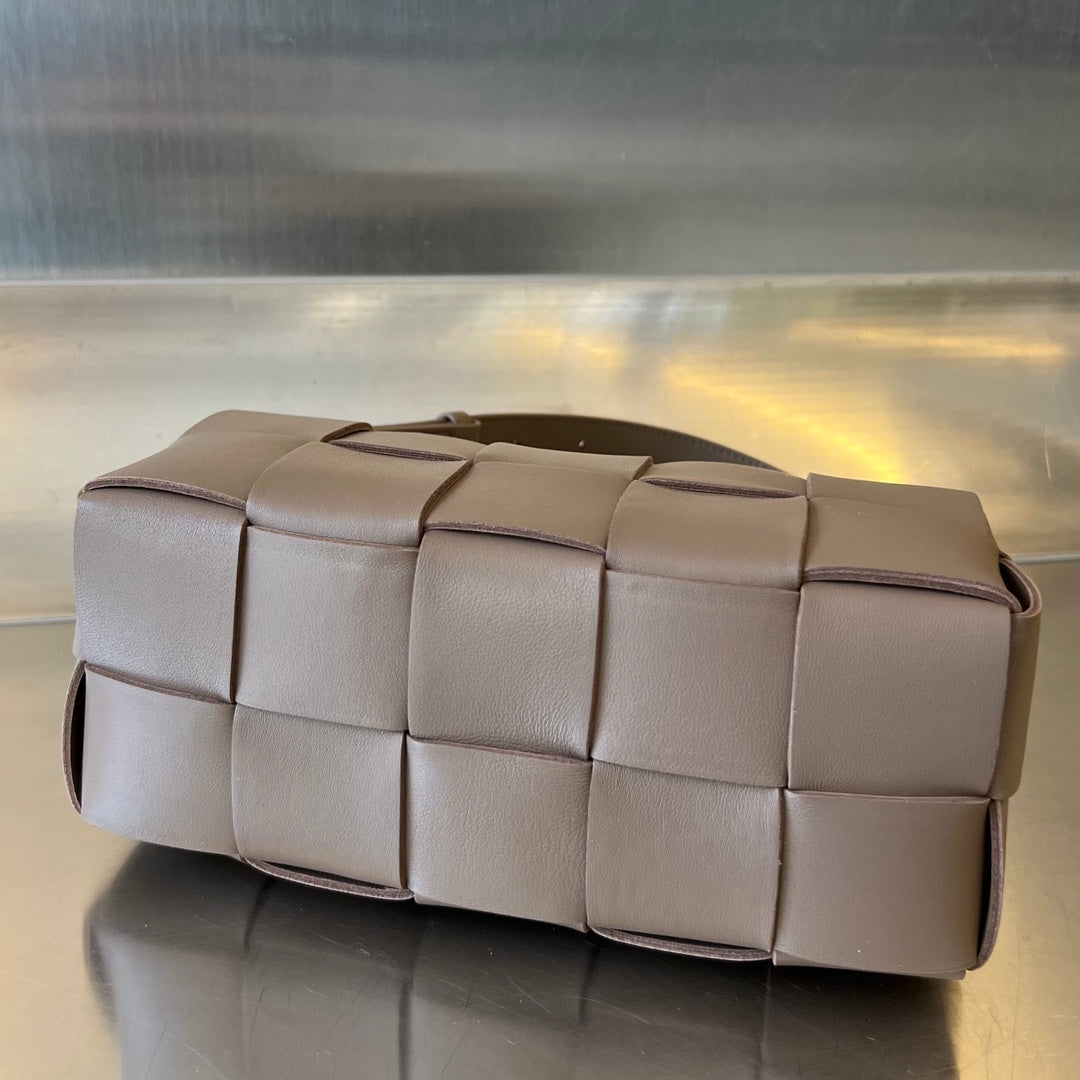 Bottega Veneta Brick Cassette 28 in Medium Brown Calfskin Bag
