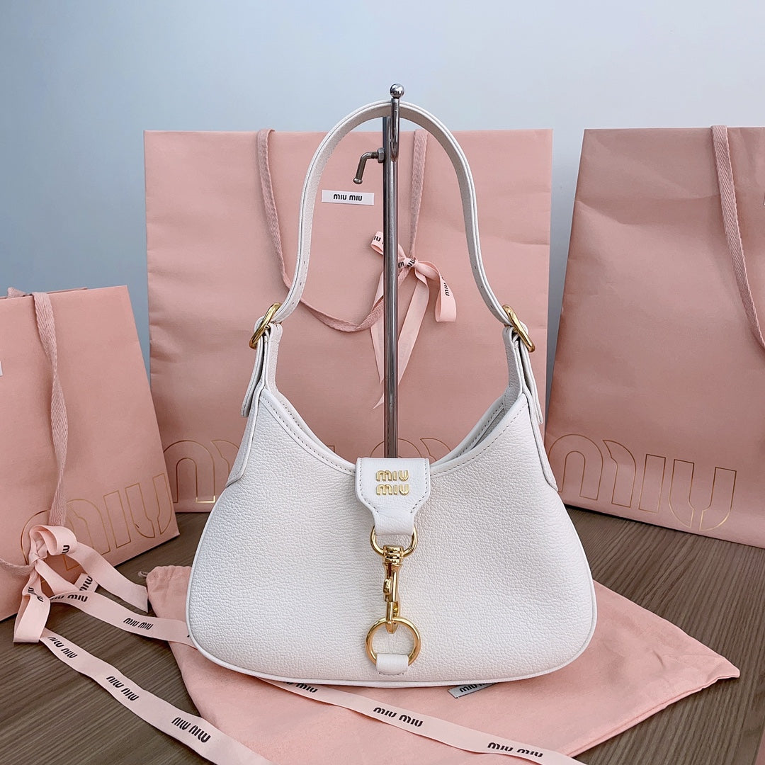 Hobo Shoulder Bag 29 in White Calfskin Gold Hardware