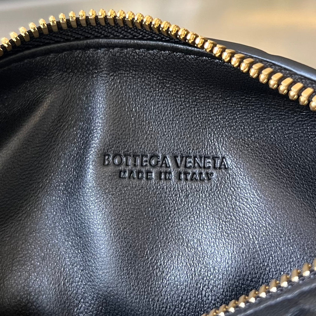 Bottega Veneta Candy Wallace 17 in Black Calfskin Bag