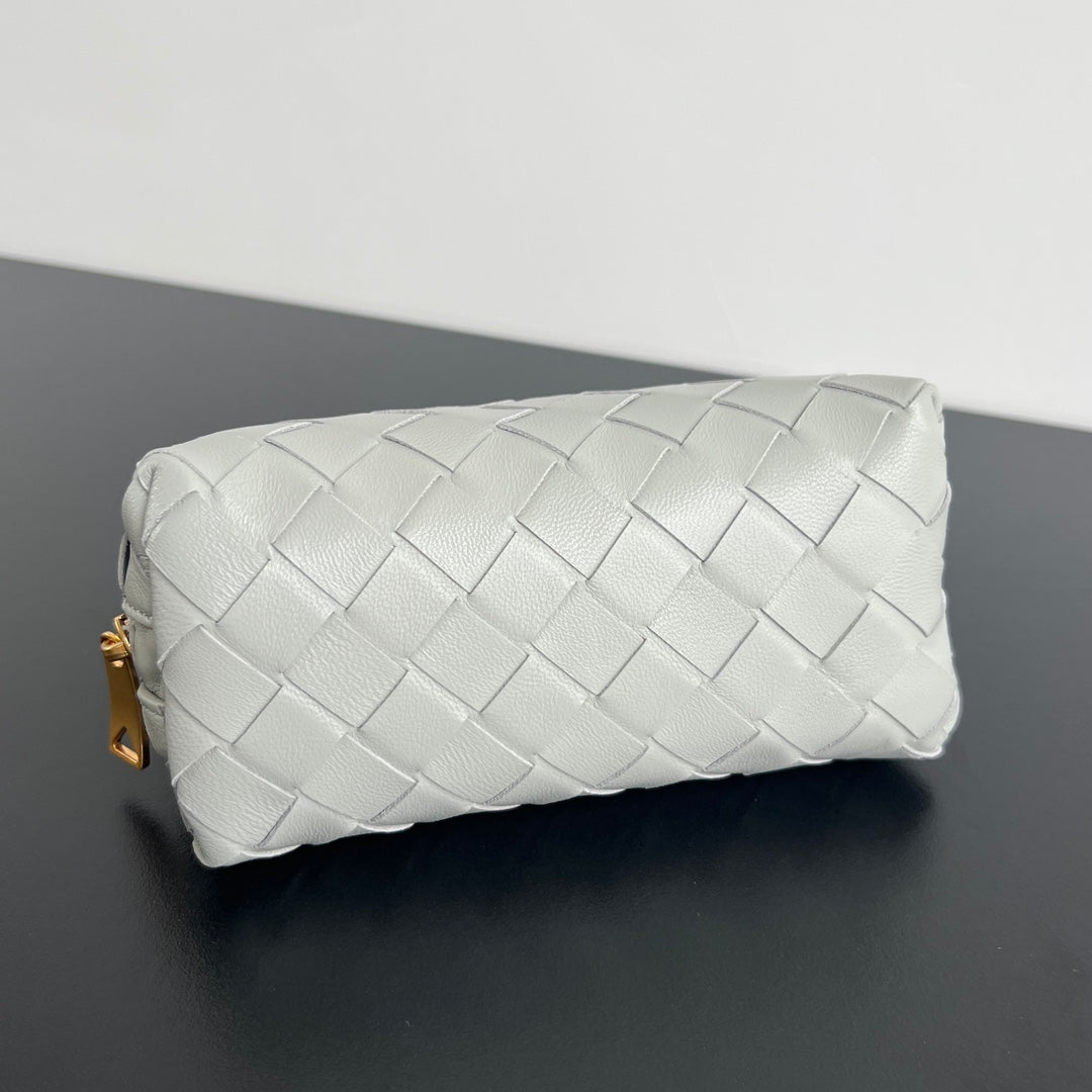 Bottega Veneta Intrecciato 16 Bag in White Lambskin