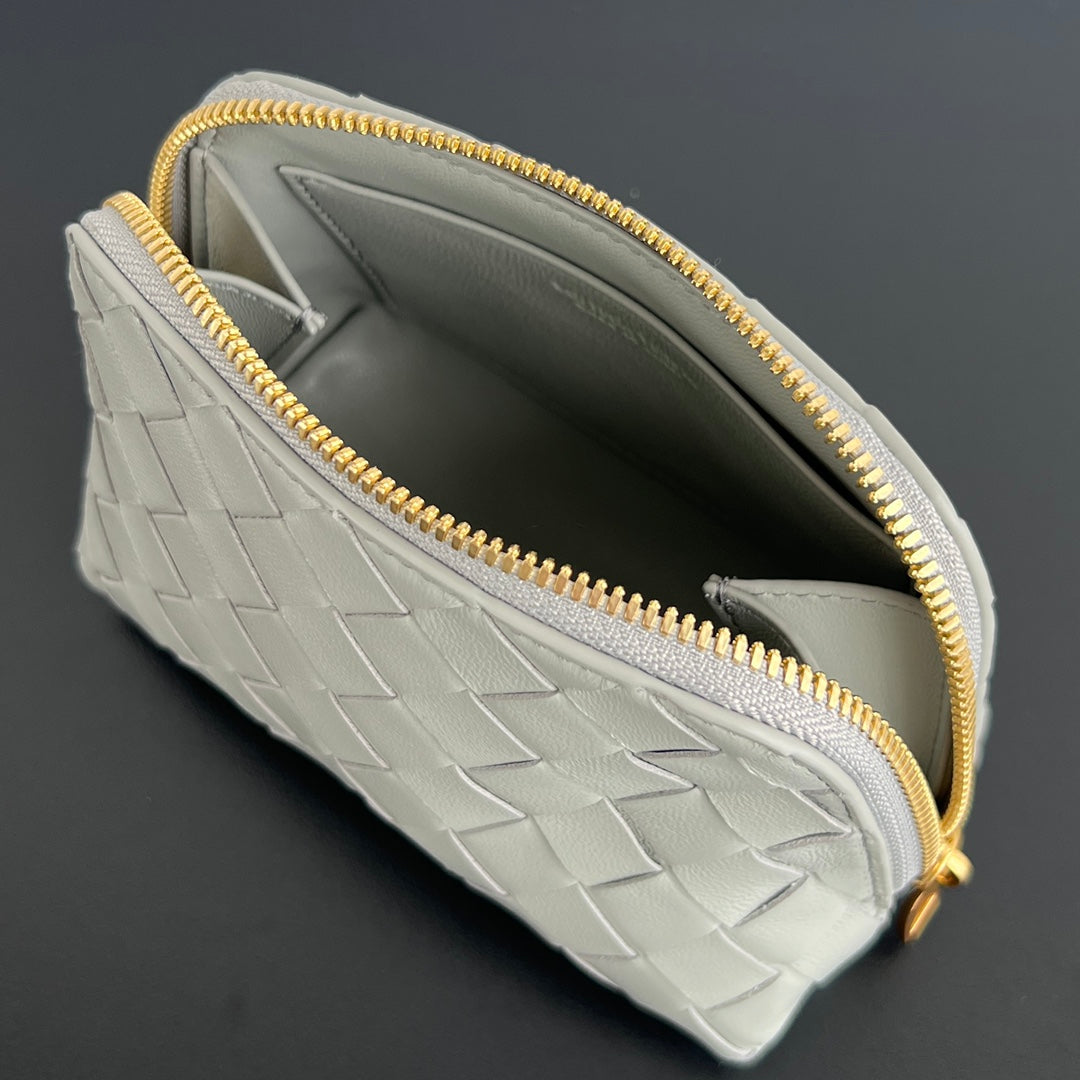 Bottega Veneta Intrecciato 16 Bag in White Lambskin