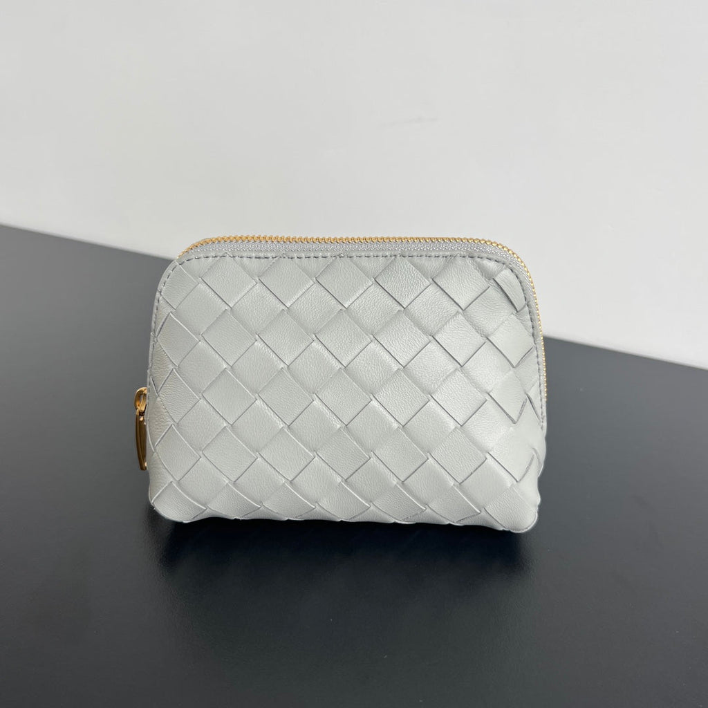 Bottega Veneta Intrecciato 16 Bag in White Lambskin