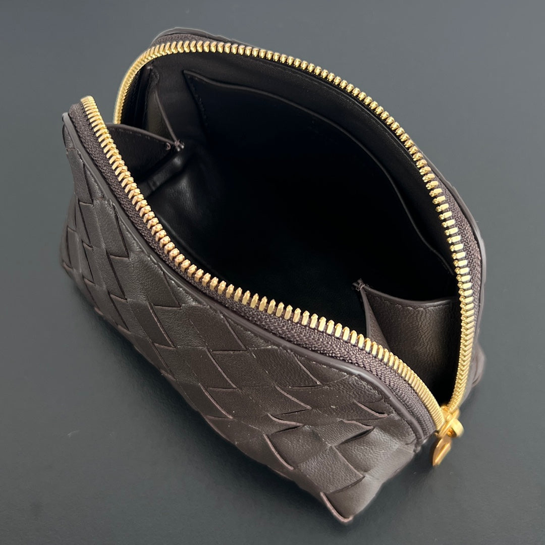 Bottega Veneta Intrecciato 16 Bag in Fondant Lambskin