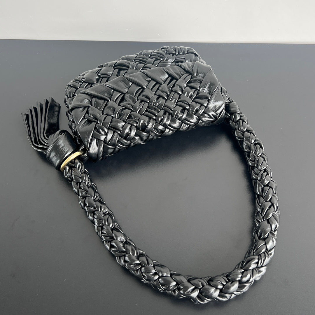 Bottega Veneta Kalimero Città 25 in Black Calfskin Bag