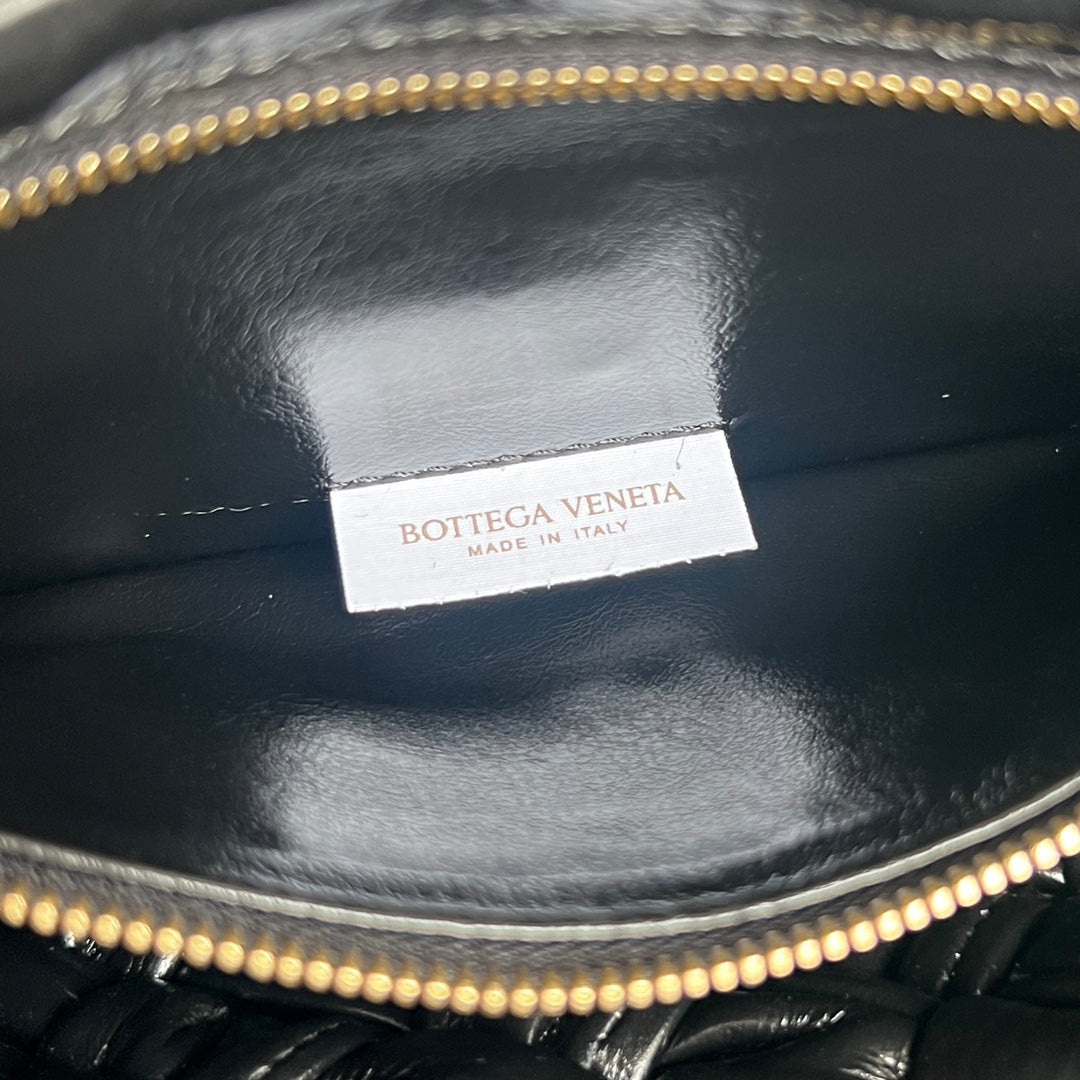 Bottega Veneta Kalimero Città 25 in Black Calfskin Bag