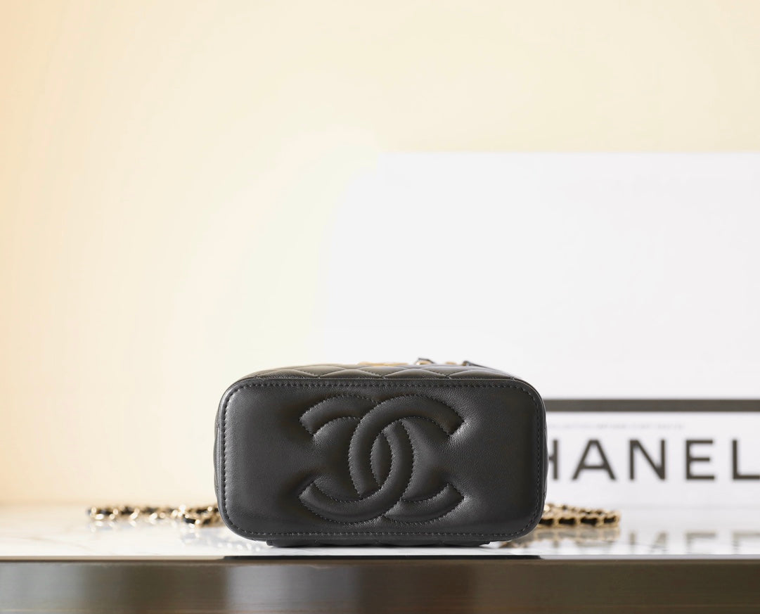 Chanel 25S Vanity Bag 17 cm in Black Lambskin with Pearl Strap