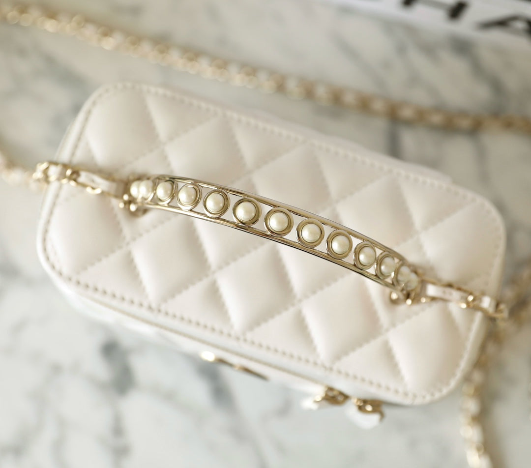 Chanel 25S Vanity Bag 17 cm in White Lambskin with Pearl Strap