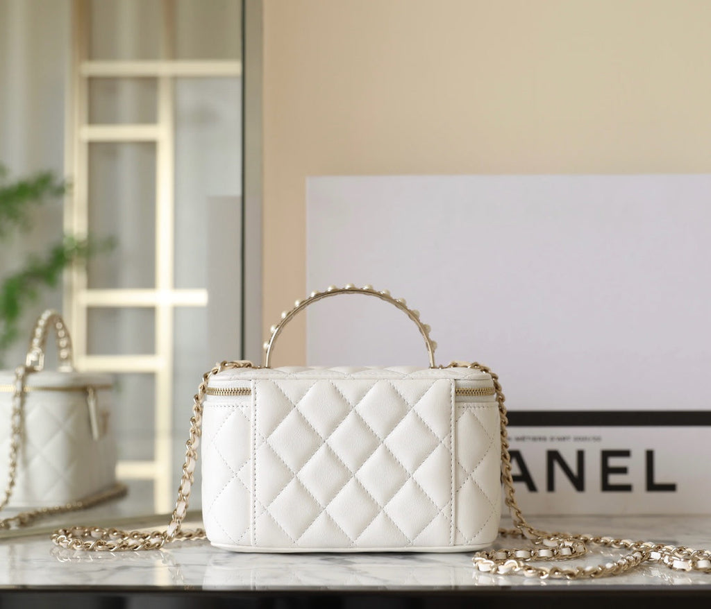 Chanel 25S Vanity Bag 17 cm in White Lambskin with Pearl Strap