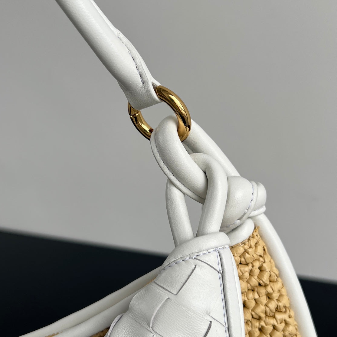 Bottega Veneta Gemelli Shoulder Bag 36 in Beige Raffia and White Lambskin
