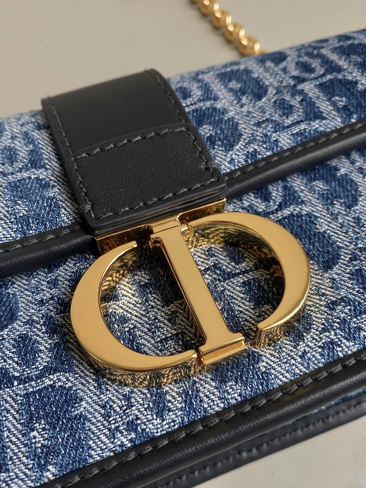 Dior 21 Mongtaigne East-Wet with Chain Blue Denim Oblique Jacquard Bag