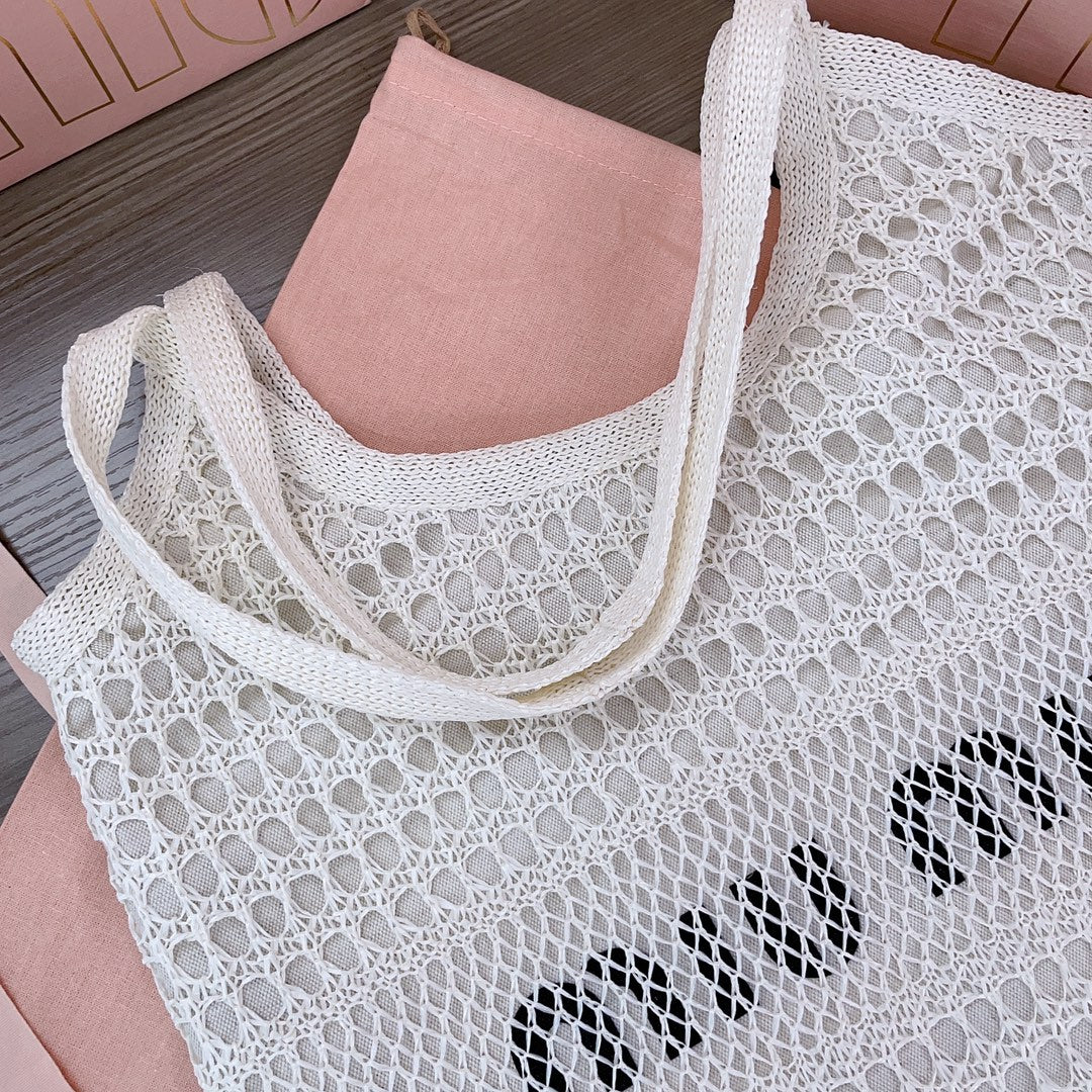 Ivy Tote Bag 40 in White Mesh
