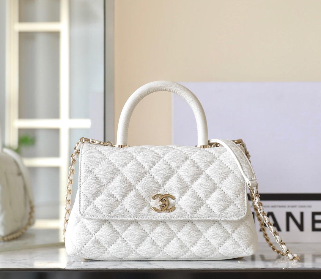 Chanel 25S Flap Bag 24 cm in White Lambskin with Gold Hardware