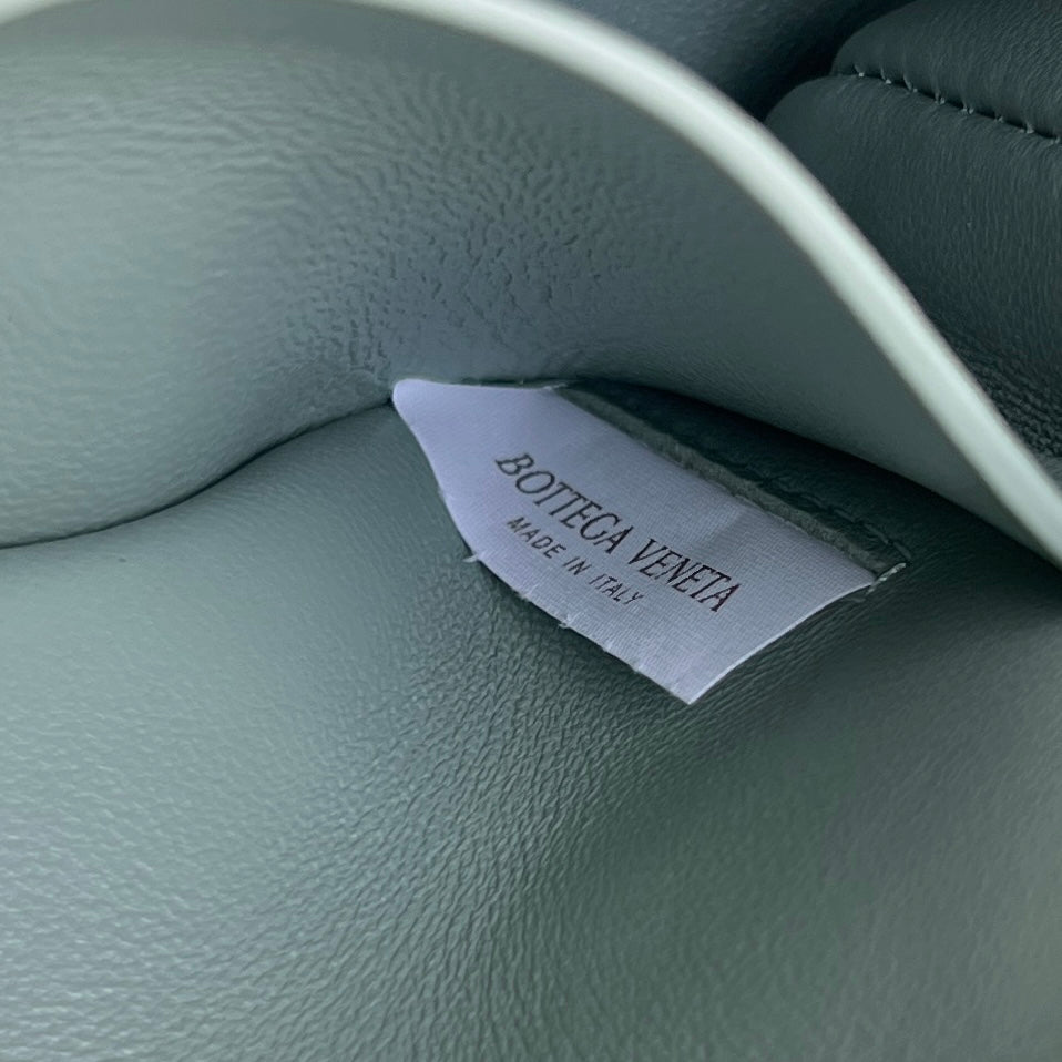 Bottega Veneta Concert Pouch 18 in Opal Lambskin
