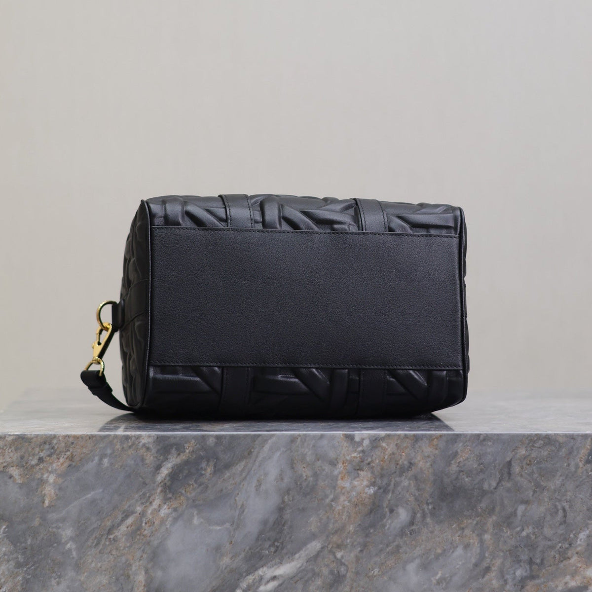Dior Groove Bag 25 in Black Macrocannage Calfskin with Gold Hardware