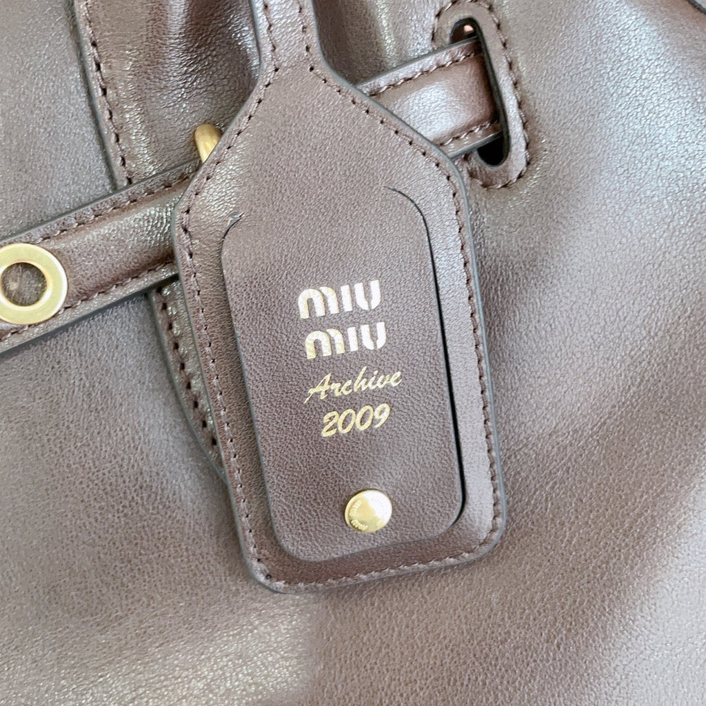 Aventure Nappa Bag 40 in Chestnut Lambskin Gold Hardware