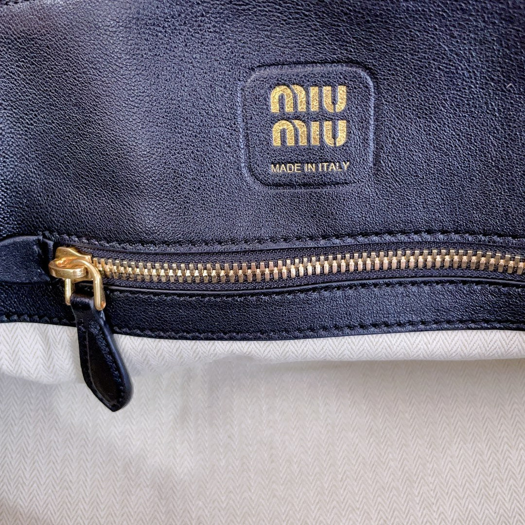 Aventure Nappa Bag 33 in Black Lambskin Gold Hardware