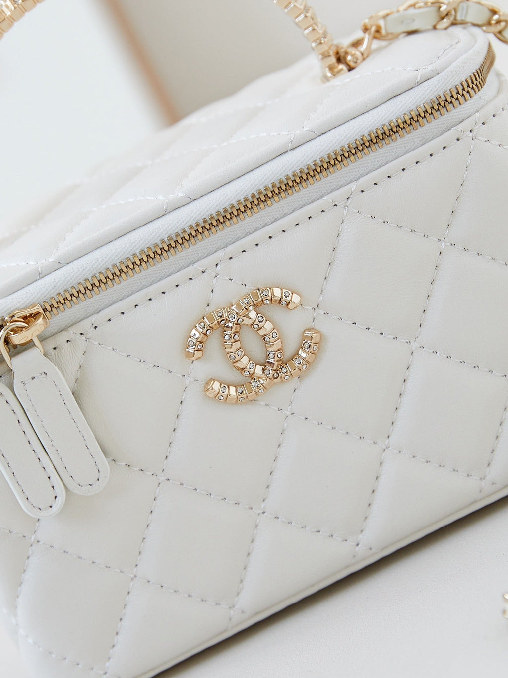 Chanel 25S Mini Vanity Bag 16 cm in White Lambskin with Crystal-Embellished Logo
