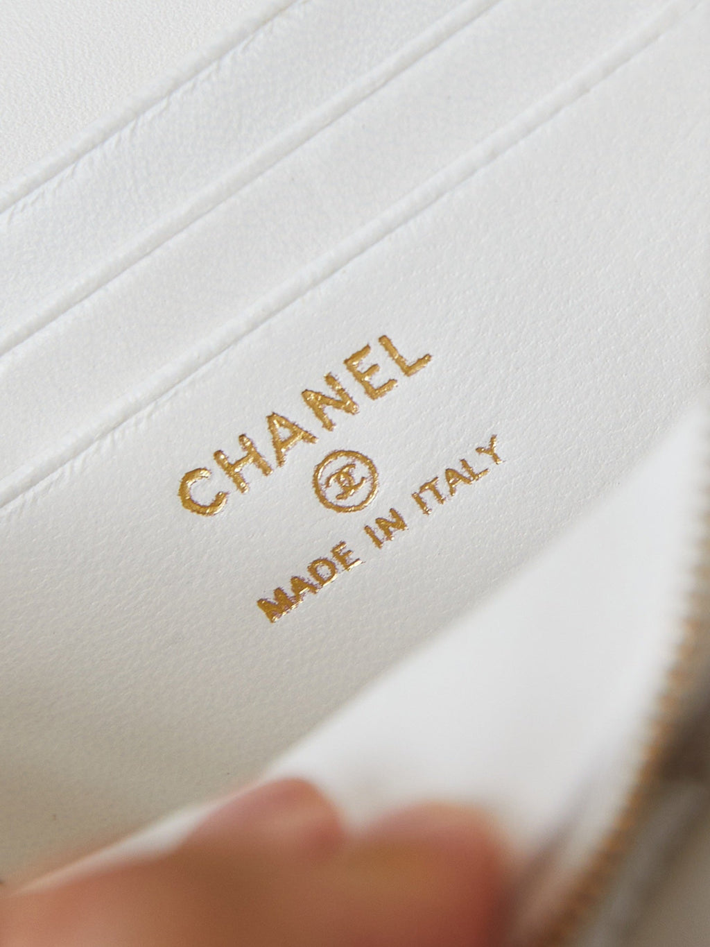 Chanel 25S Mini Vanity Bag 16 cm in White Lambskin with Crystal-Embellished Logo