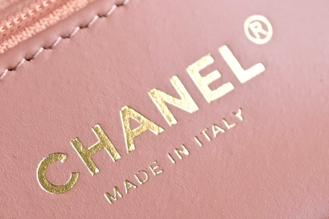 Chanel 25S Kelly 19 cm in Wine Red Tweed with Gold Hardware Bag