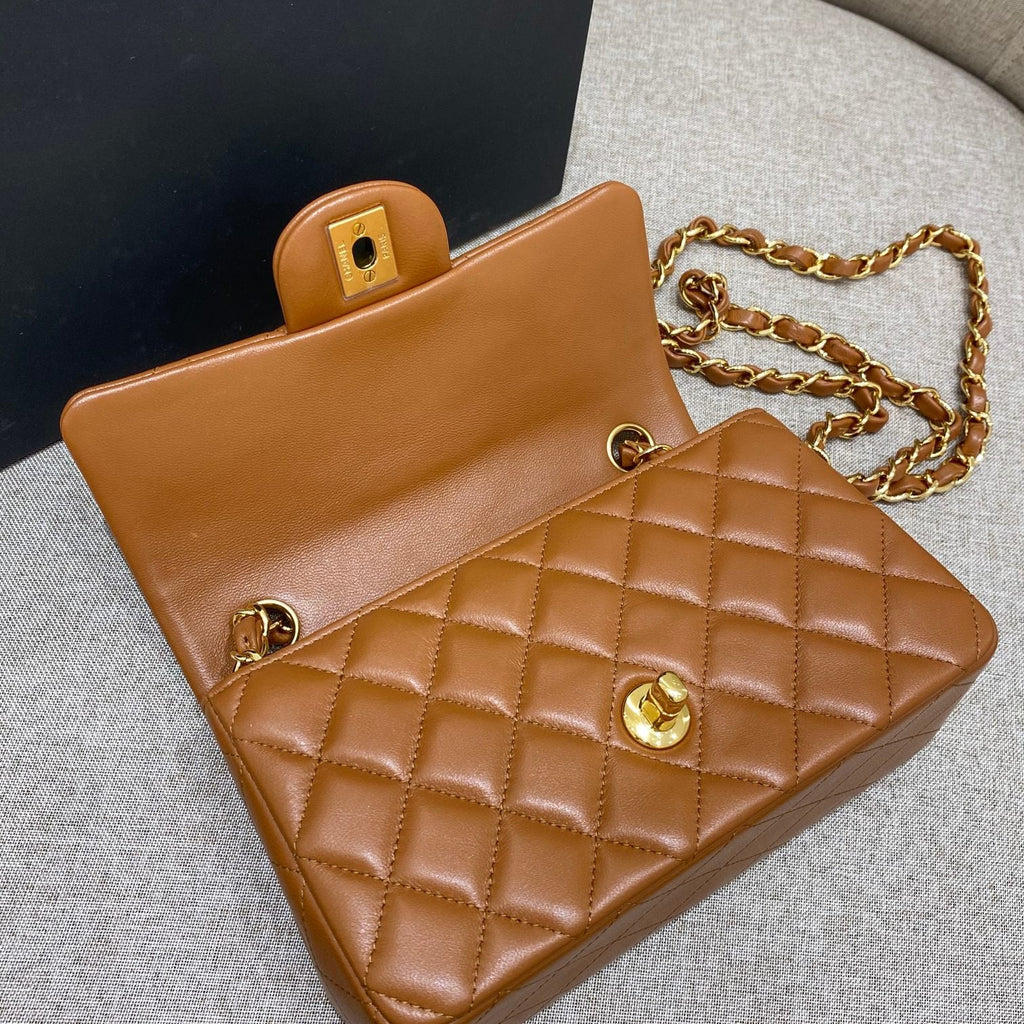 Chanel Flap Bag 20cm Caramel Lambskin Gold Hardware