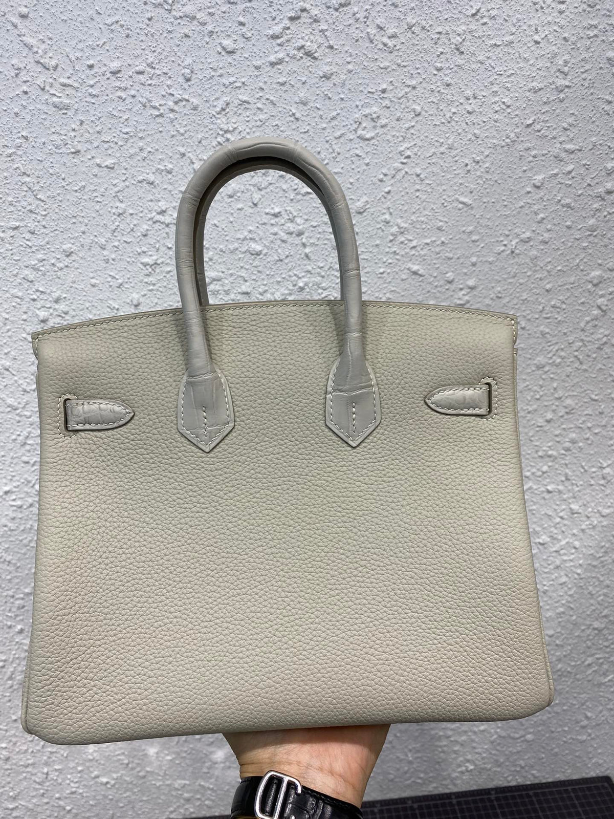 Hermes Birkin 25cm Gris Perle Crocodile and Togo Leather Silver Hardware Bag