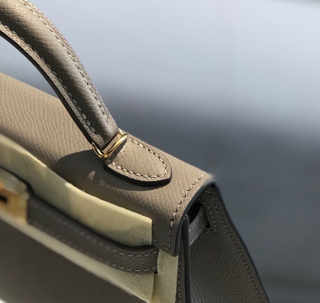 Hermes Kelly Mini 20 Light Grey Epsom Gold Hardware Bag