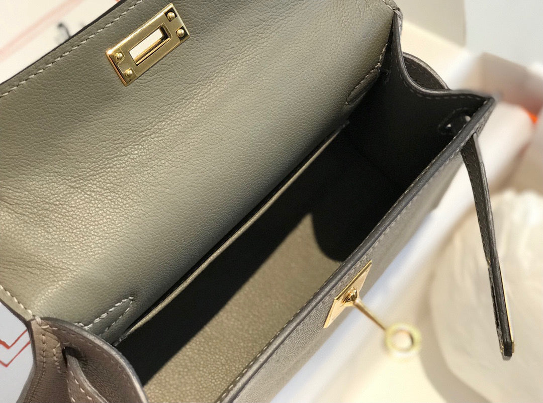 Hermes Kelly Mini 20 Light Grey Epsom Gold Hardware Bag