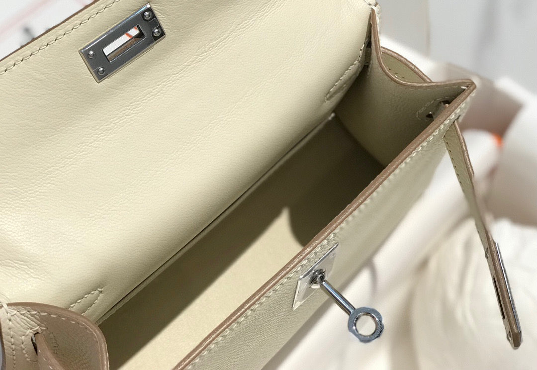 Hermes Kelly Mini 20 White Epsom Silver Hardware Bag