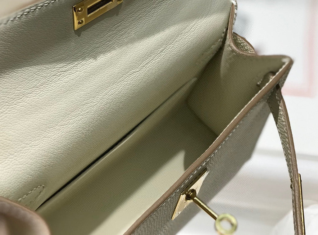 Hermes Kelly Mini 20 White Epsom Gold Hardware Bag