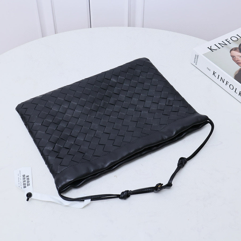 Bottega Veneta Dustbag Medium 32 Black Lambskin Bag