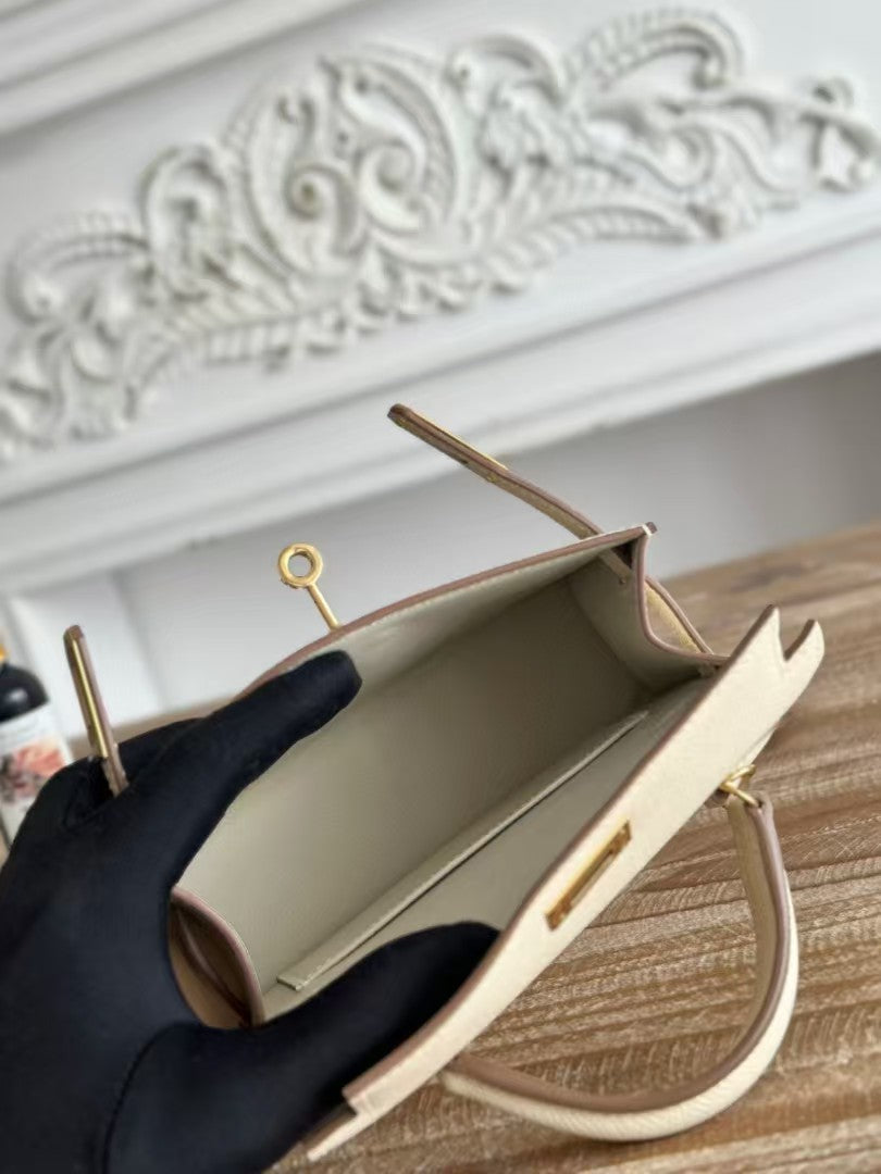 Hermes Kelly Mini 19 White Calfskin Gold Hardware Bag