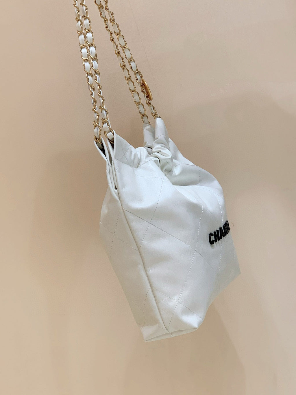 Chanel Hobo Bag 37 White Black Lambskin Gold Hardware
