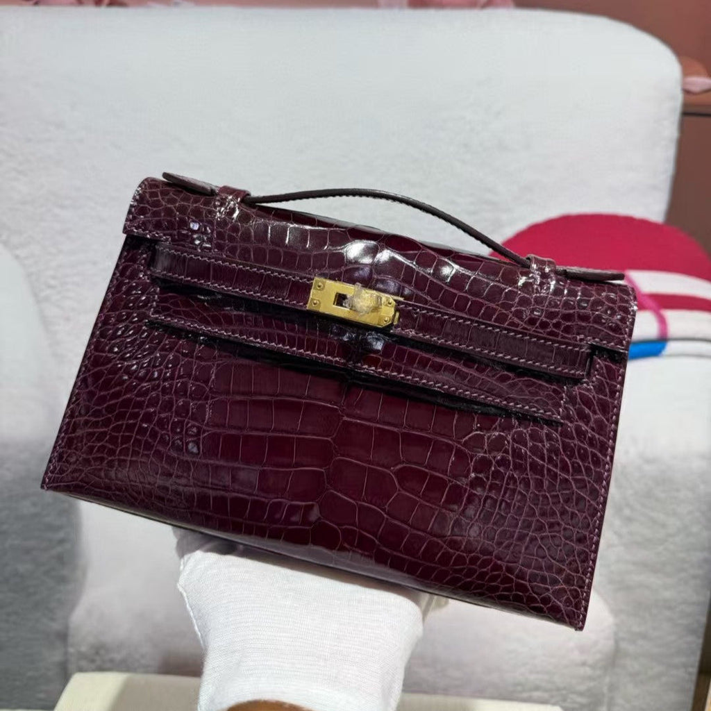 Hermes Kelly Mini 22 Bordeaux Red American Alligator Gold Buckle Bag