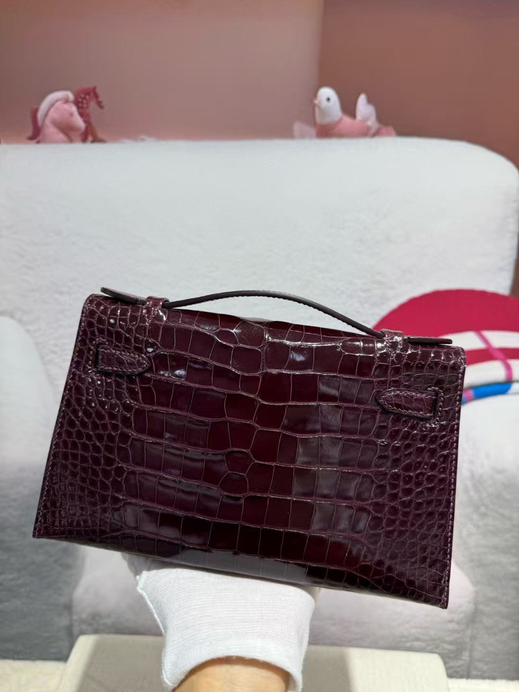 Hermes Kelly Mini 22 Bordeaux Red American Alligator Gold Buckle Bag