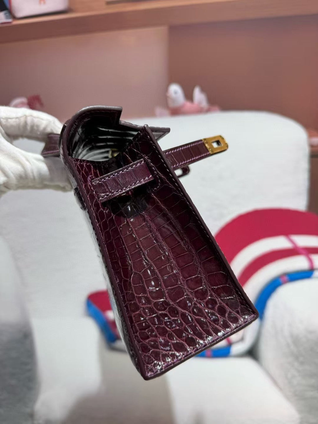 Hermes Kelly Mini 22 Bordeaux Red American Alligator Gold Buckle Bag
