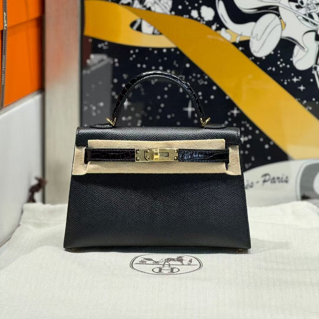 Hermes Kelly Mini 19 Black Togo Lether Gold Hardware Bag