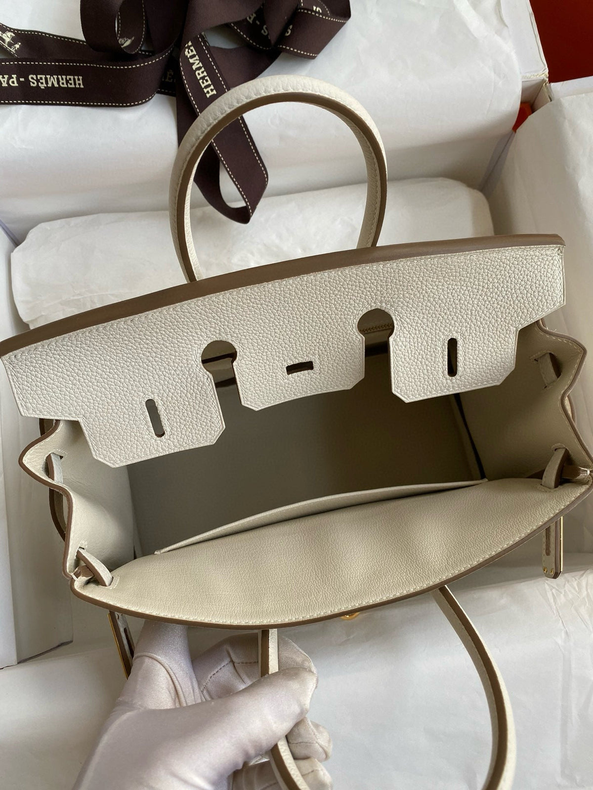 Hermes Birkin 25cm Cream Togo Leather Gold Hardware Bag