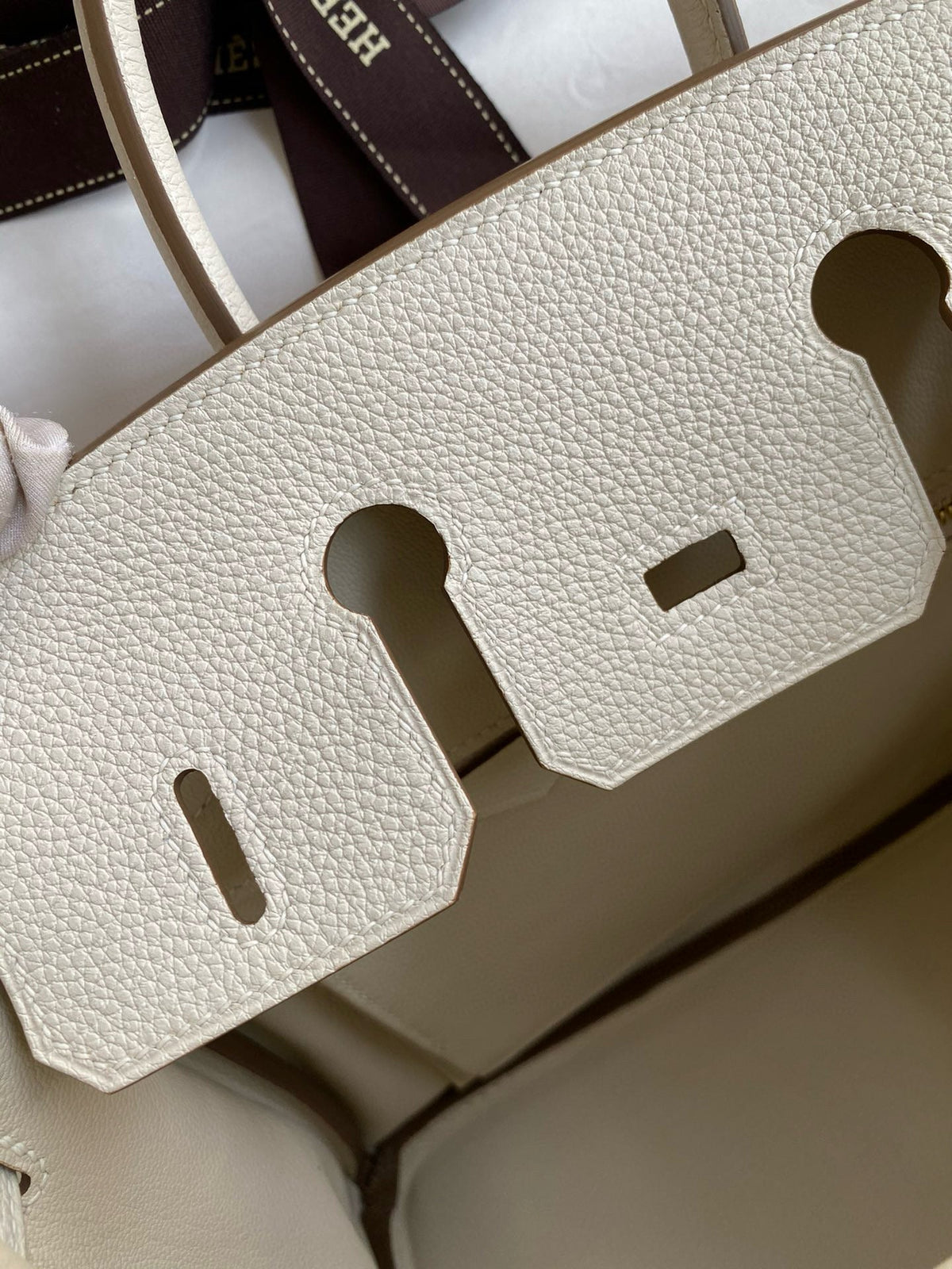 Hermes Birkin 25cm Cream Togo Leather Gold Hardware Bag