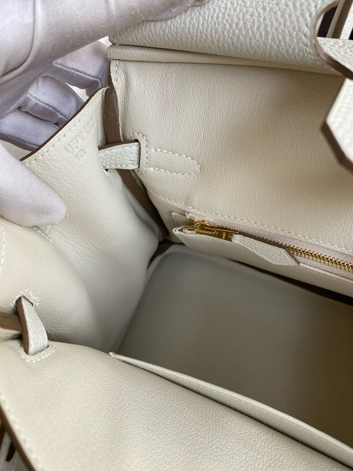 Hermes Birkin 25cm Cream Togo Leather Gold Hardware Bag