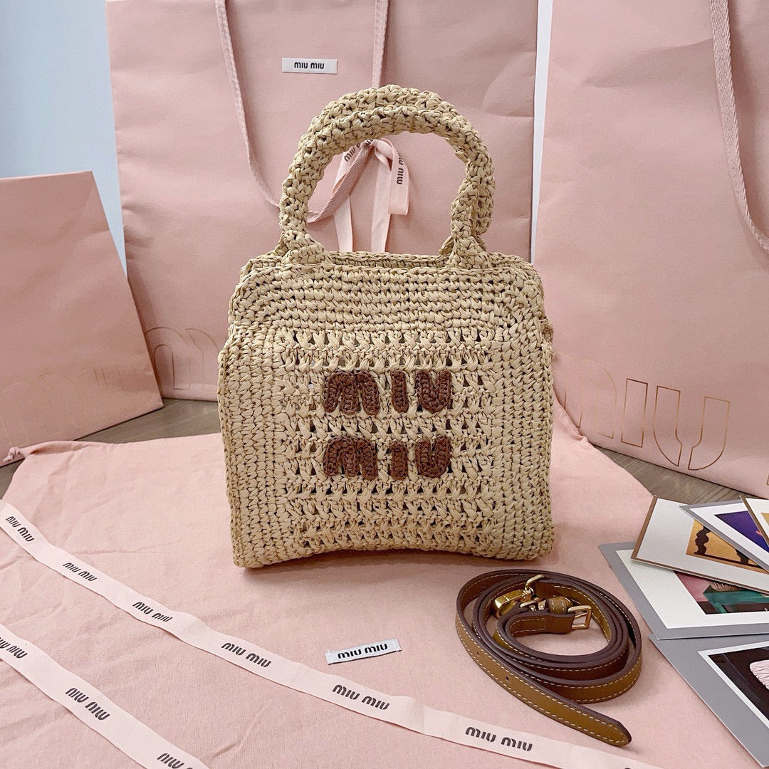 Crochet Tote Bag 23 in Natural Woven Raffia